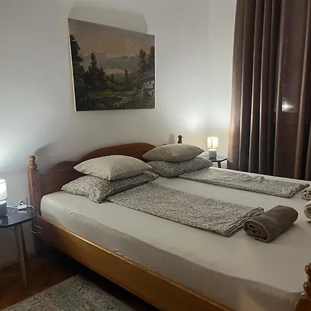 Garden Old Town * سراييفو